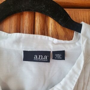 a.n.a Crisp White Top